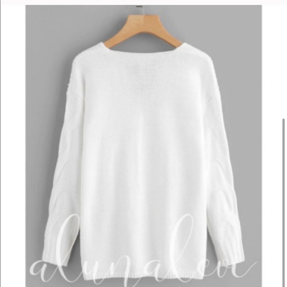 Last! Boutique chunky oversized knit white sweater - Picture 3 of 3